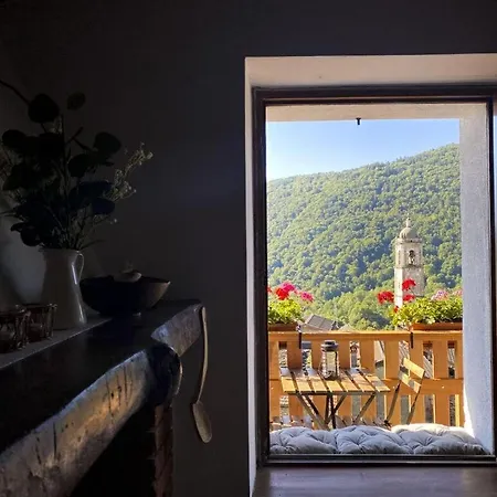 Σπίτι διακοπών Casa Alba Livo (Lombardy)